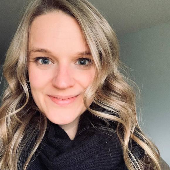 Meet your Posher, Chantelle - Picture 1 of 1